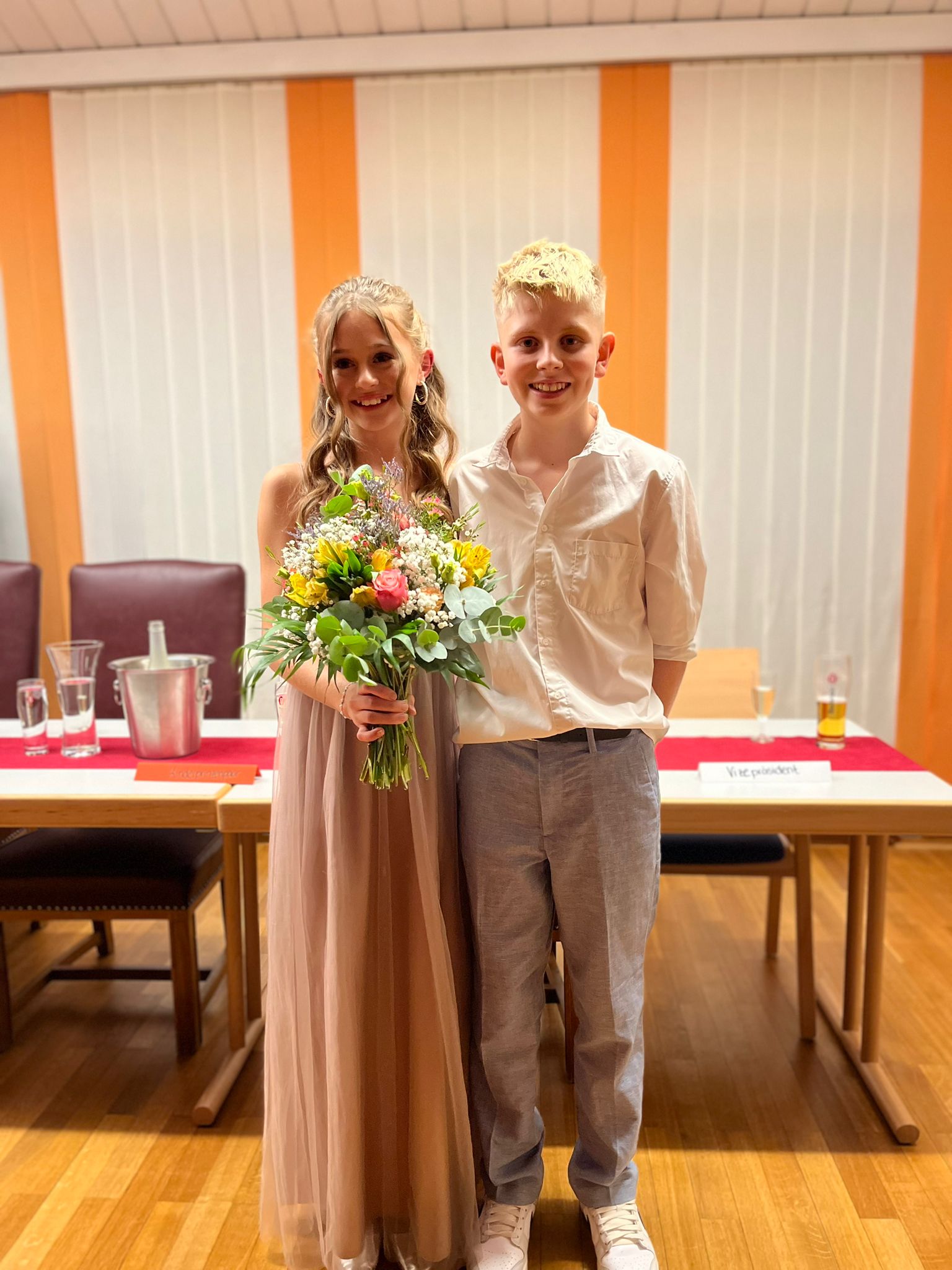 24 25 Kinderprinzenpaar